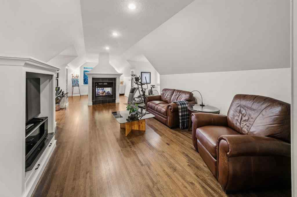 MLS&reg; # A2268319 - 323 Snowberry Place  in Elbow Valley Rural Rocky View County, Residential Open Houses