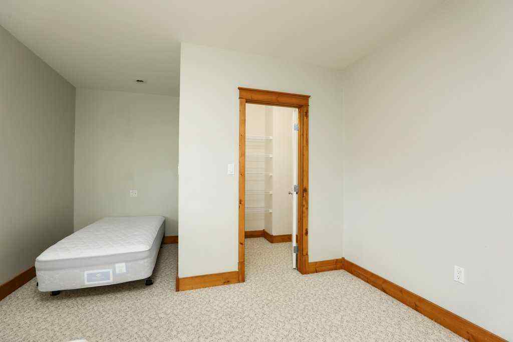 MLS® A2268323 - 570 27 St   in NONE Fort Macleod, Residential