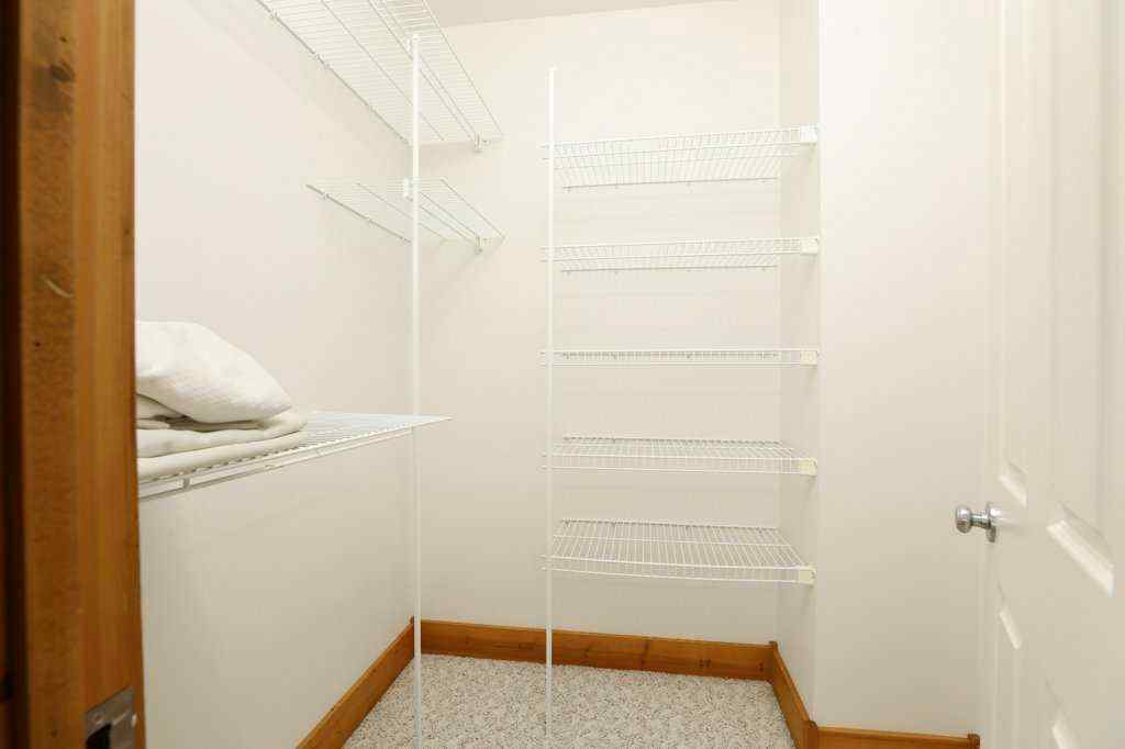 MLS® A2268323 - 570 27 St   in NONE Fort Macleod, Residential