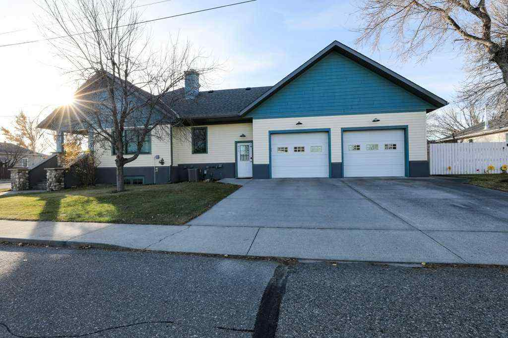MLS® A2268323 - 570 27 St   in NONE Fort Macleod, Residential