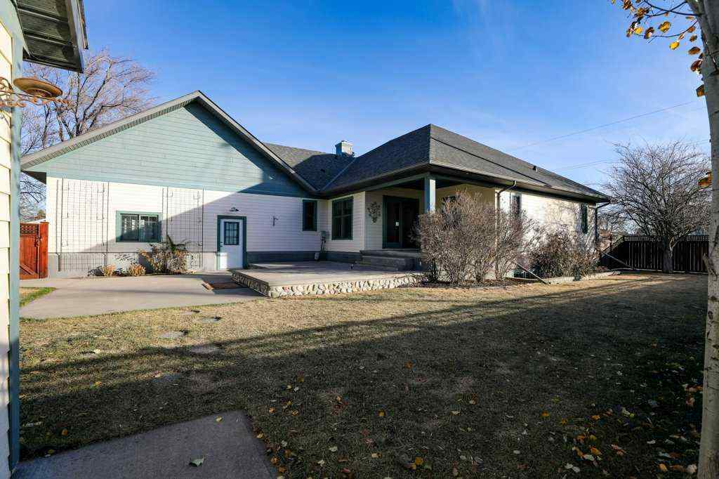 MLS® A2268323 - 570 27 St   in NONE Fort Macleod, Residential