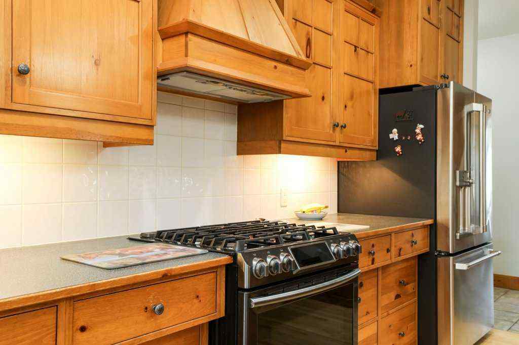 MLS® A2268323 - 570 27 St   in NONE Fort Macleod, Residential