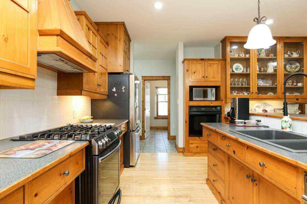 MLS® A2268323 - 570 27 St   in NONE Fort Macleod, Residential