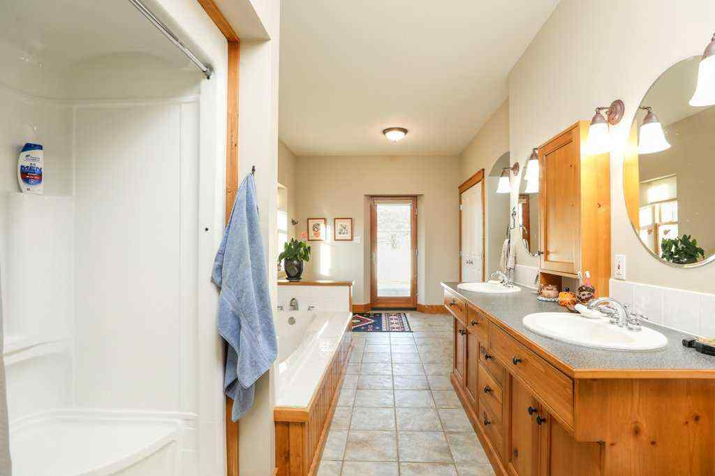 MLS® A2268323 - 570 27 St   in NONE Fort Macleod, Residential