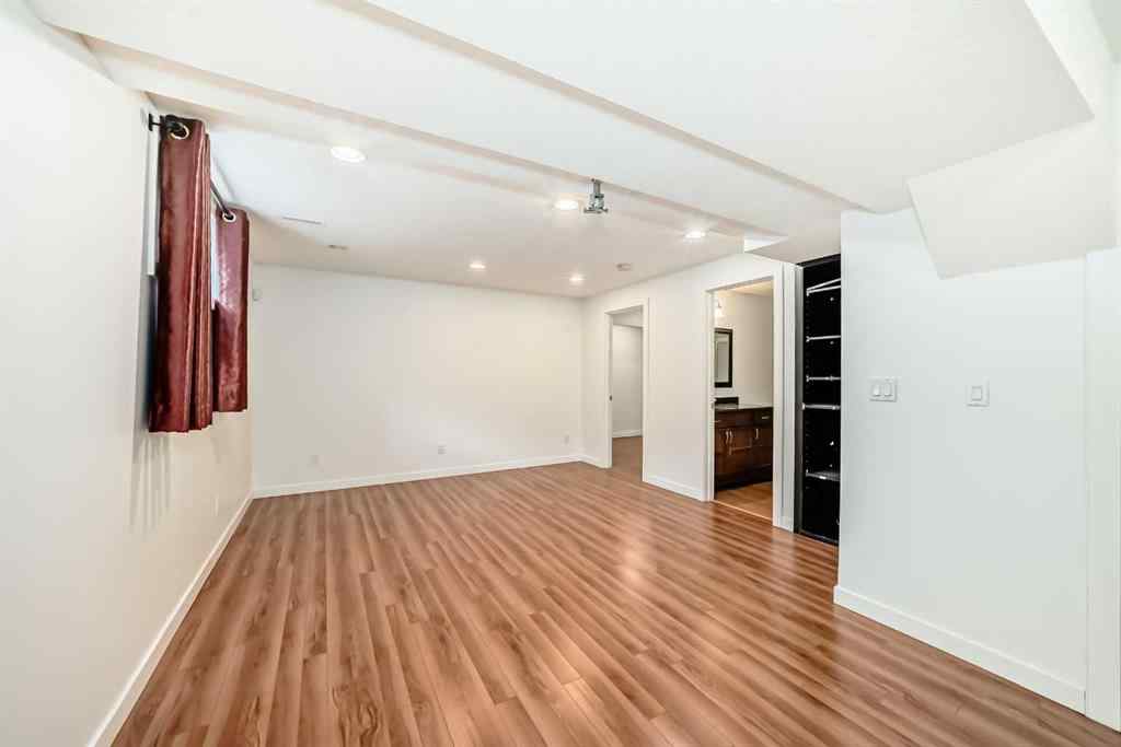 MLS® A2268327 - 8 Cranfield Place SE in Cranston Calgary, Residential