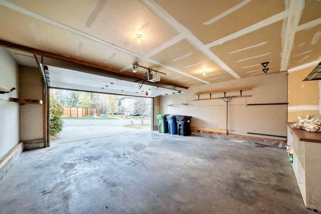 MLS® A2268327 - 8 Cranfield Place SE in Cranston Calgary, Residential