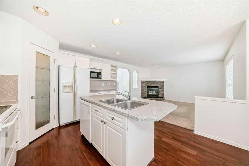 MLS® A2268327 - 8 Cranfield Place SE in Cranston Calgary, Residential