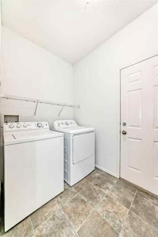 MLS® A2268327 - 8 Cranfield Place SE in Cranston Calgary, Residential