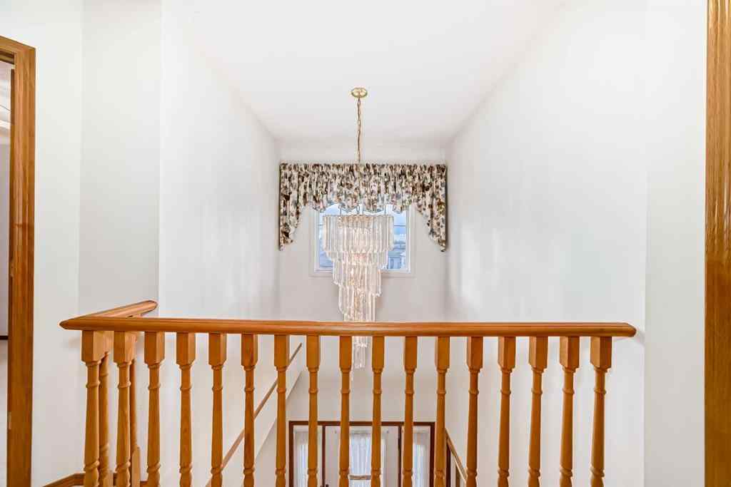 MLS® A2268328 - 120 COVE Road  in The Cove Chestermere, Residential