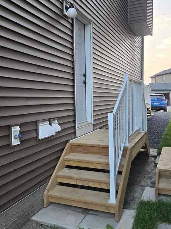 MLS® A2268331 - 90 Aquila Drive NW in Glacier Ridge Calgary, Residential