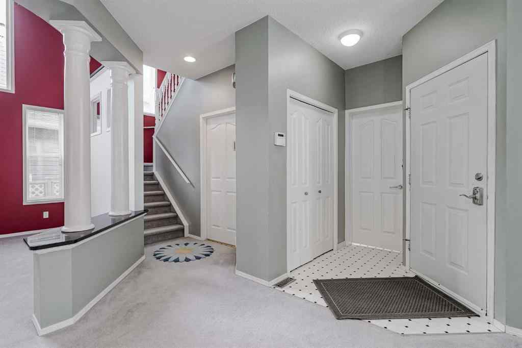 MLS® A2268336 - 375 Douglas Glen Gardens SE in Douglasdale/Glen Calgary, Residential