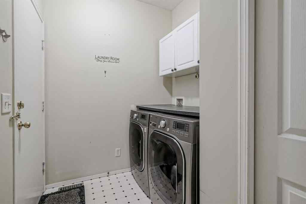 MLS® A2268336 - 375 Douglas Glen Gardens SE in Douglasdale/Glen Calgary, Residential