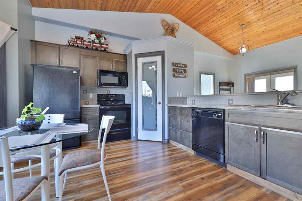 MLS® A2268344 - 5338 55 Avenue  in Bashaw Bashaw, Residential