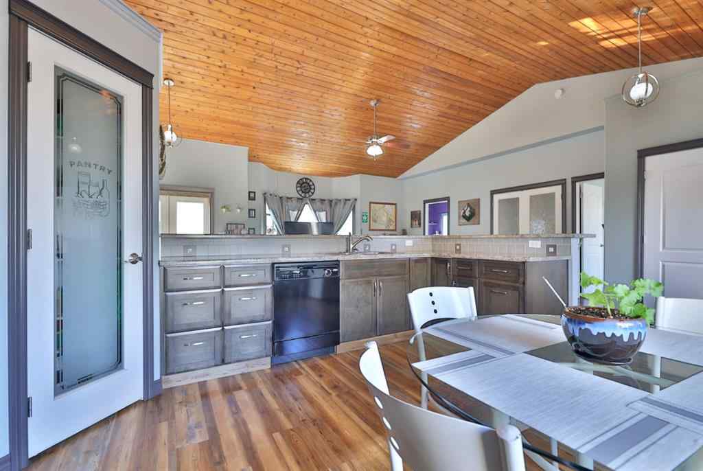 MLS® A2268344 - 5338 55 Avenue  in Bashaw Bashaw, Residential