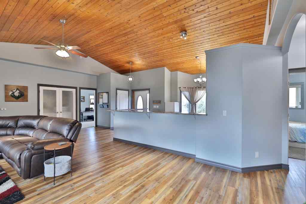 MLS® A2268344 - 5338 55 Avenue  in Bashaw Bashaw, Residential