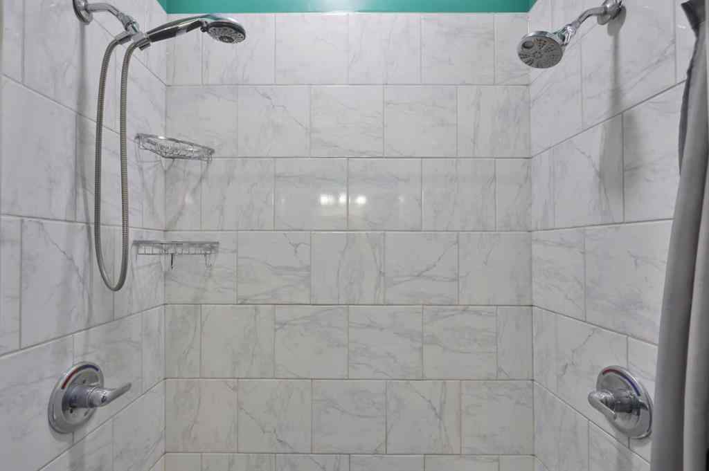 MLS® A2268344 - 5338 55 Avenue  in Bashaw Bashaw, Residential