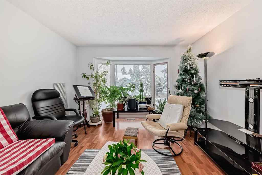 MLS® A2268348 - 7 Hawksley Crescent NW in Hawkwood Calgary, Residential