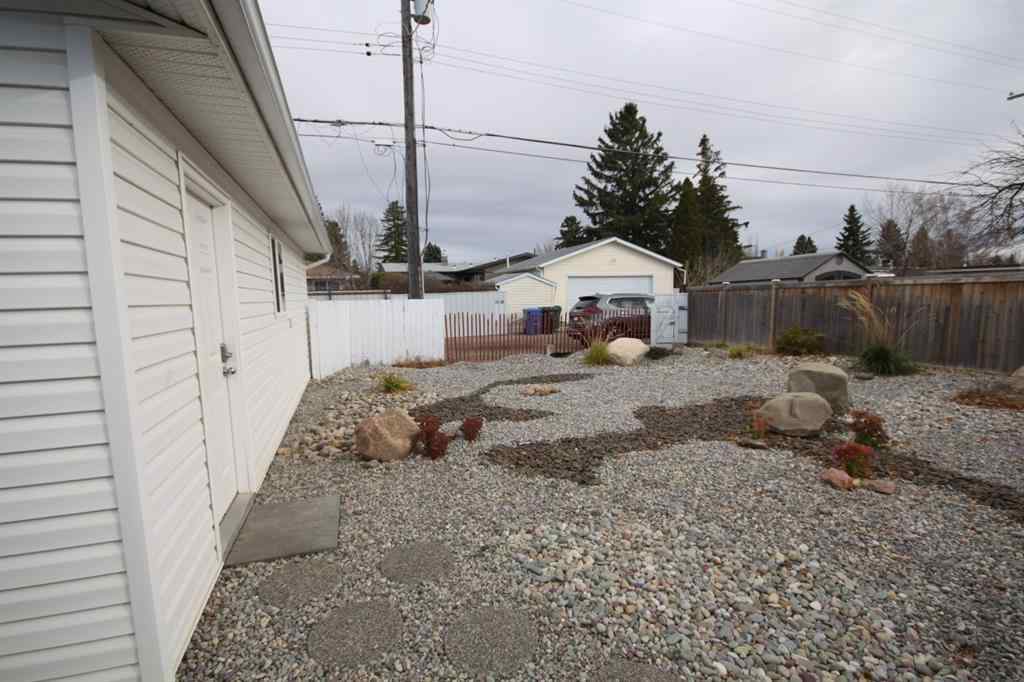 MLS® A2268353 - 1023 29A Street S in Lakeview Lethbridge, Residential