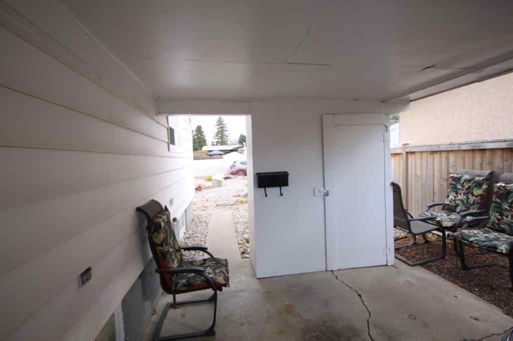 MLS® A2268353 - 1023 29A Street S in Lakeview Lethbridge, Residential