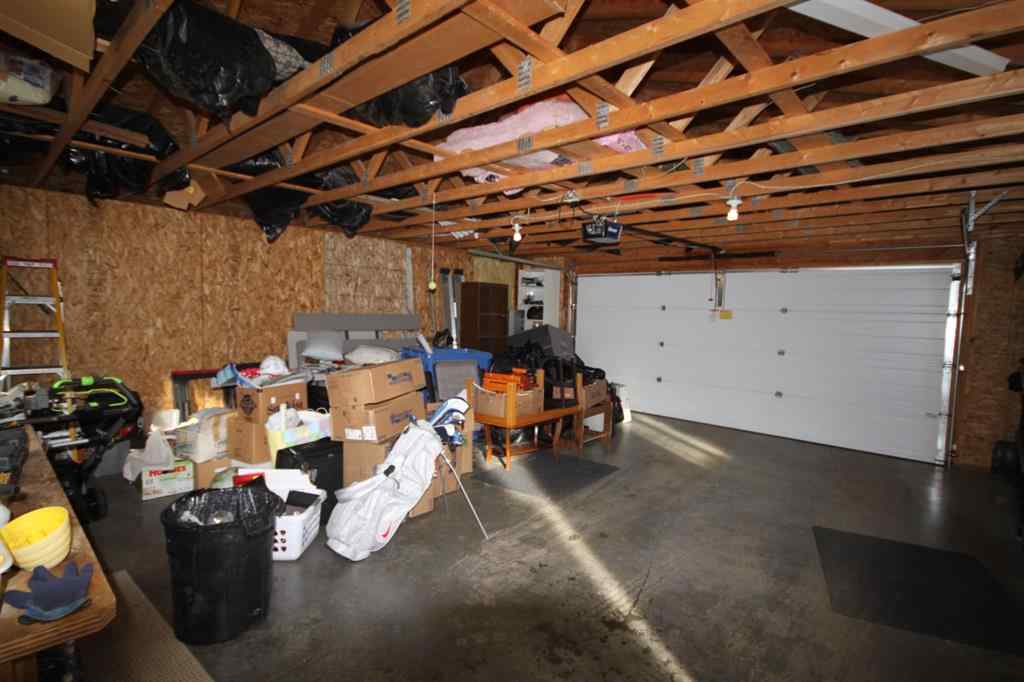 MLS® A2268353 - 1023 29A Street S in Lakeview Lethbridge, Residential