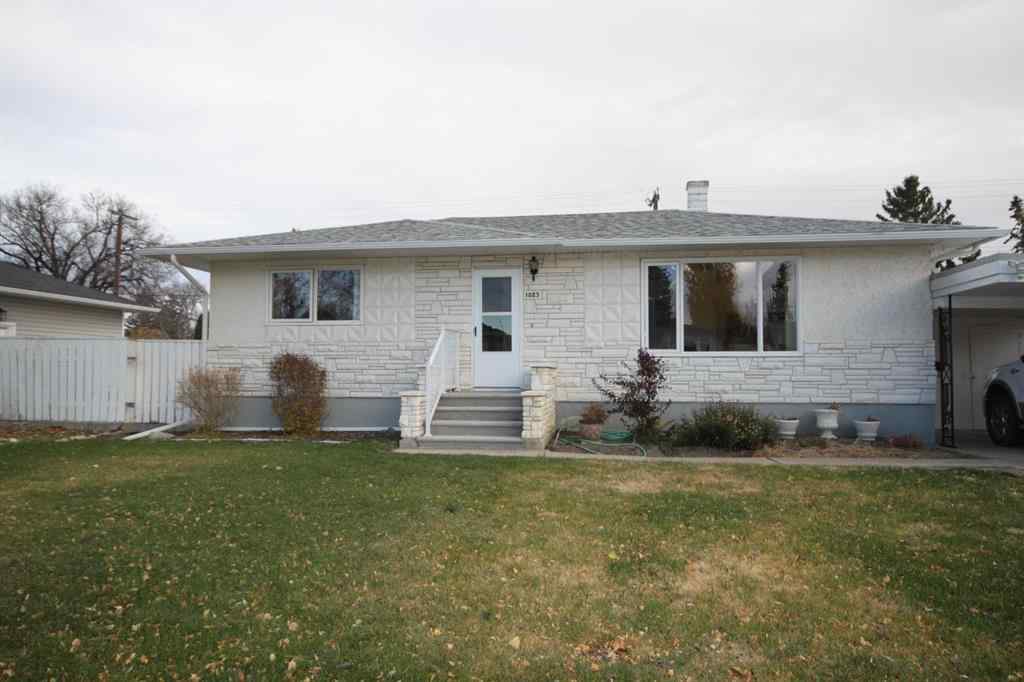 MLS® A2268353 - 1023 29A Street S in Lakeview Lethbridge, Residential