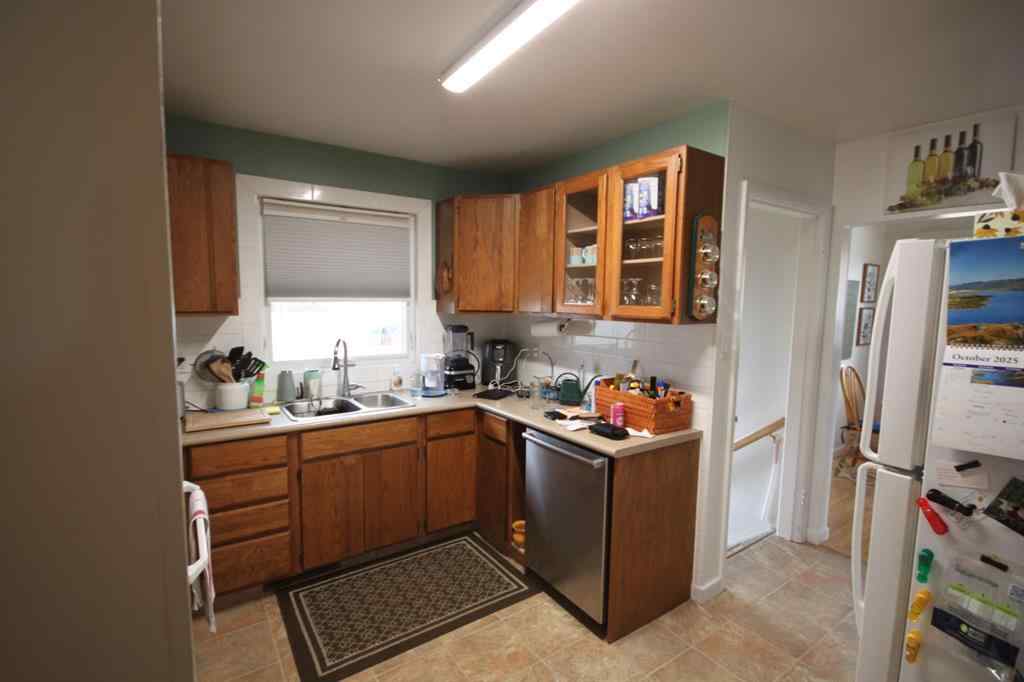 MLS® A2268353 - 1023 29A Street S in Lakeview Lethbridge, Residential