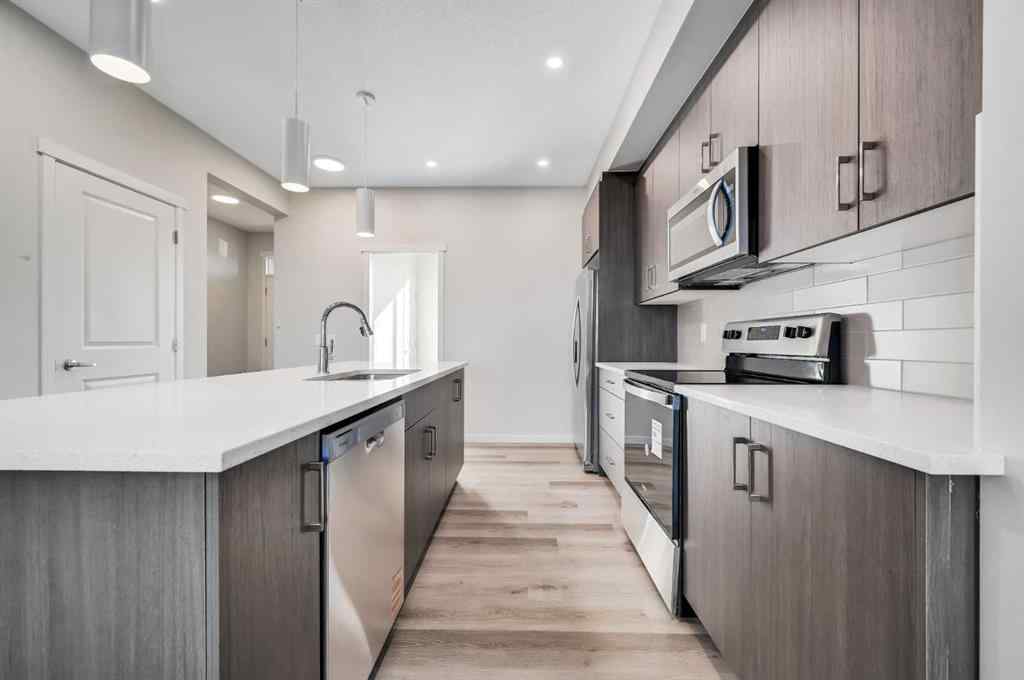 MLS® A2268354 - 21 Mercado Landing SE in Mahogany Calgary, Rental