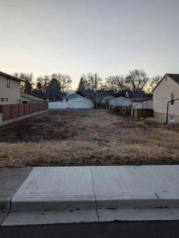 MLS® A2268355 - 1020 12 A Street S in Fleetwood Lethbridge, Land