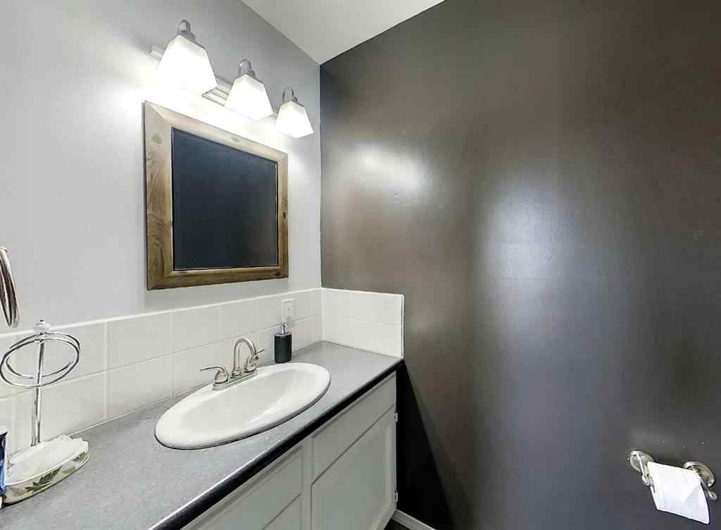 MLS® A2268358 - 1206 50 Street  in NONE Edson, Residential