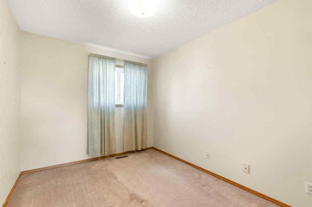 MLS® A2268362 - 131 Tipping Close SE in Thorburn Airdrie, Residential