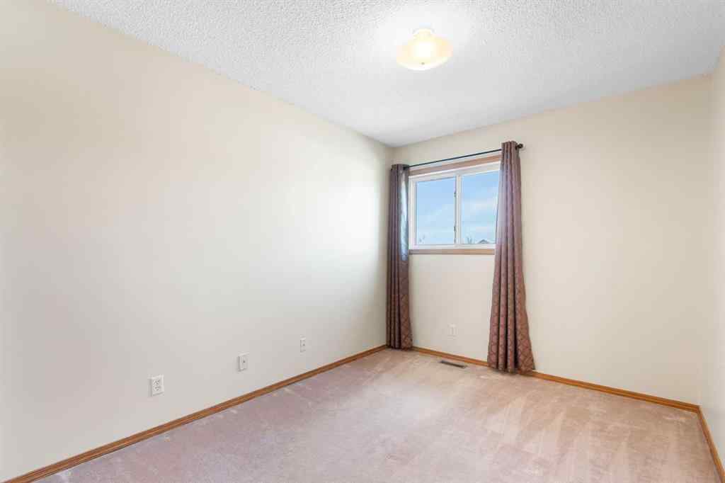 MLS® A2268362 - 131 Tipping Close SE in Thorburn Airdrie, Residential