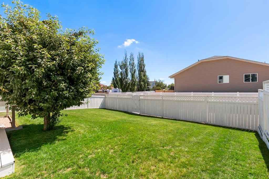 MLS® A2268362 - 131 Tipping Close SE in Thorburn Airdrie, Residential