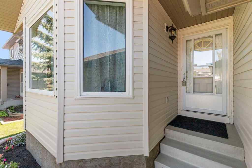 MLS® A2268362 - 131 Tipping Close SE in Thorburn Airdrie, Residential