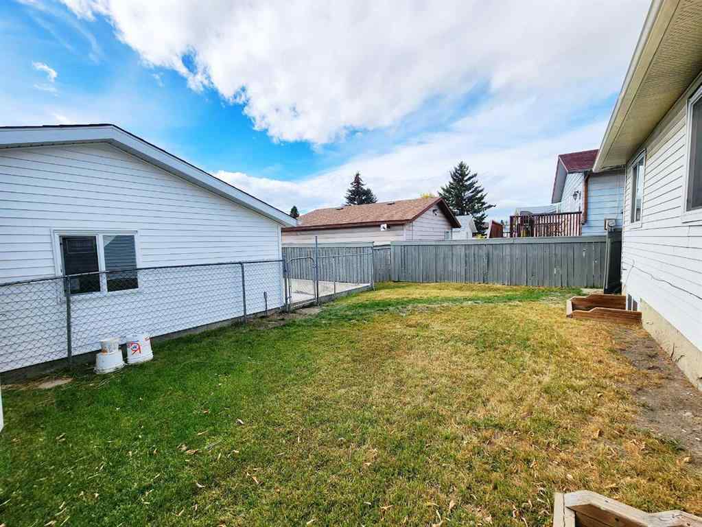 MLS® A2268364 - 99 Abingdon Crescent NE in Abbeydale Calgary, Residential