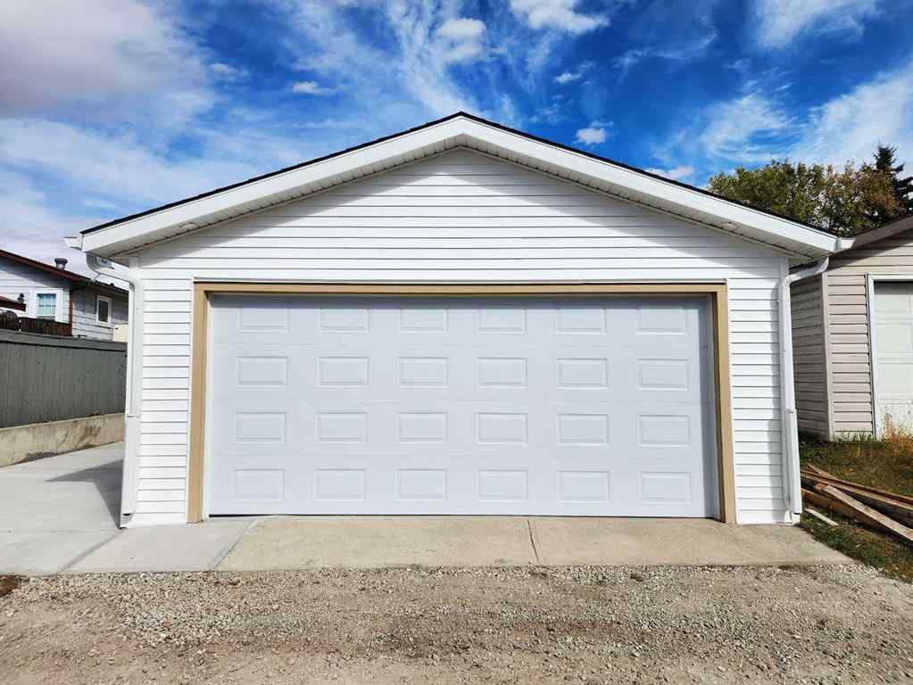 MLS® A2268364 - 99 Abingdon Crescent NE in Abbeydale Calgary, Residential