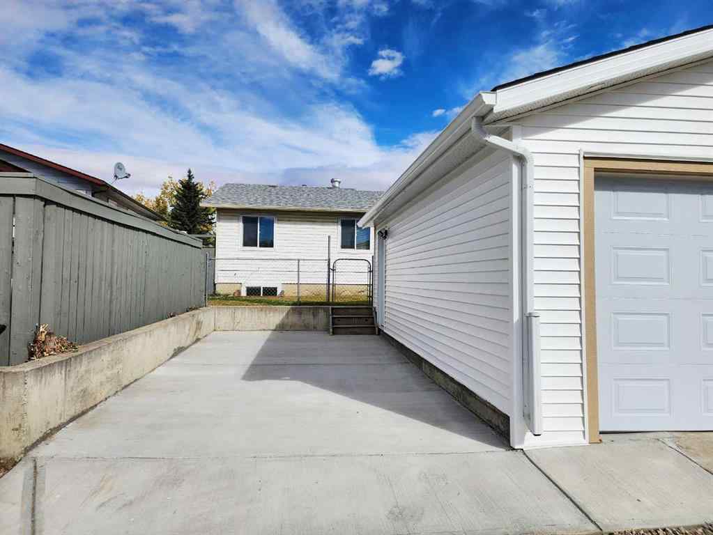 MLS® A2268364 - 99 Abingdon Crescent NE in Abbeydale Calgary, Residential