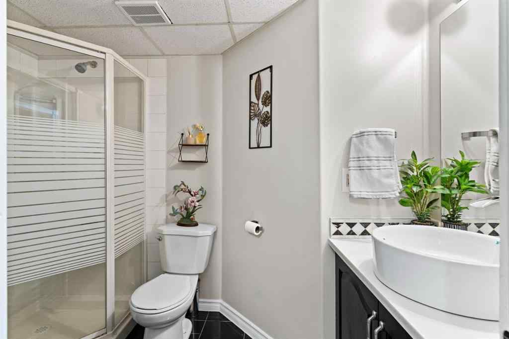 MLS® A2268366 - 67 Anaheim Crescent NE in Monterey Park Calgary, Residential