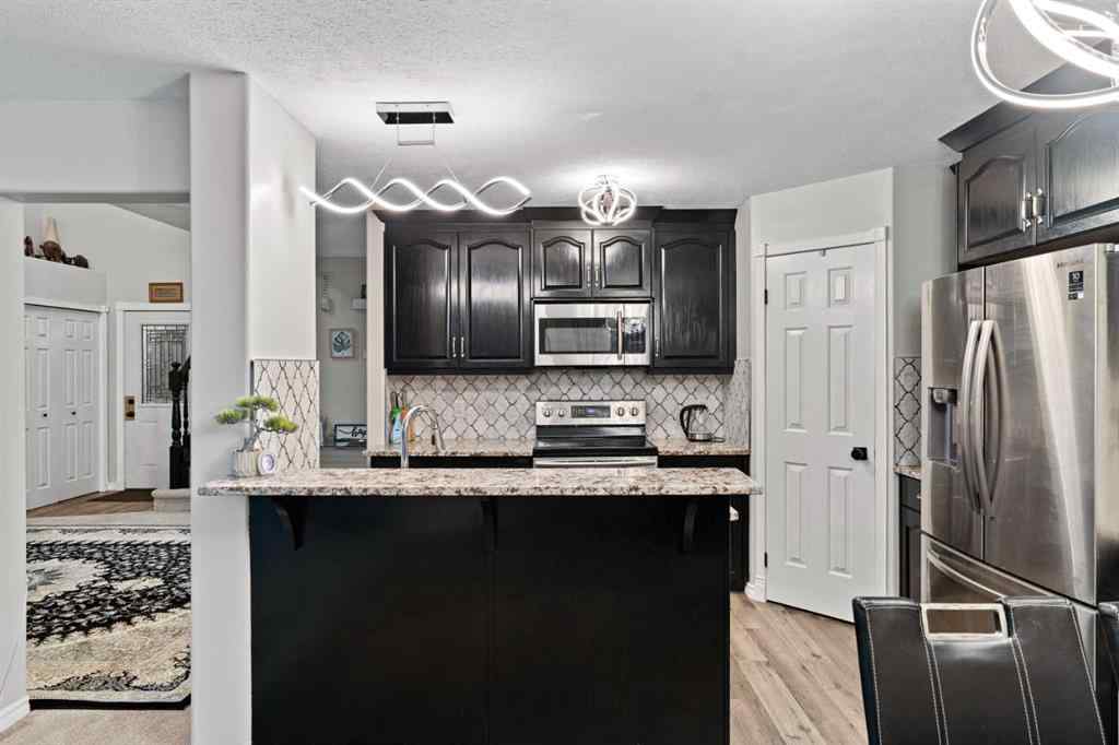 MLS® A2268366 - 67 Anaheim Crescent NE in Monterey Park Calgary, Residential