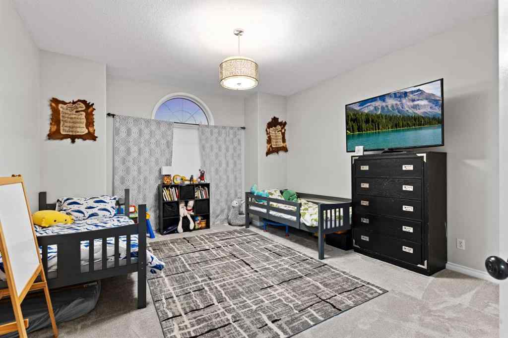 MLS® A2268366 - 67 Anaheim Crescent NE in Monterey Park Calgary, Residential