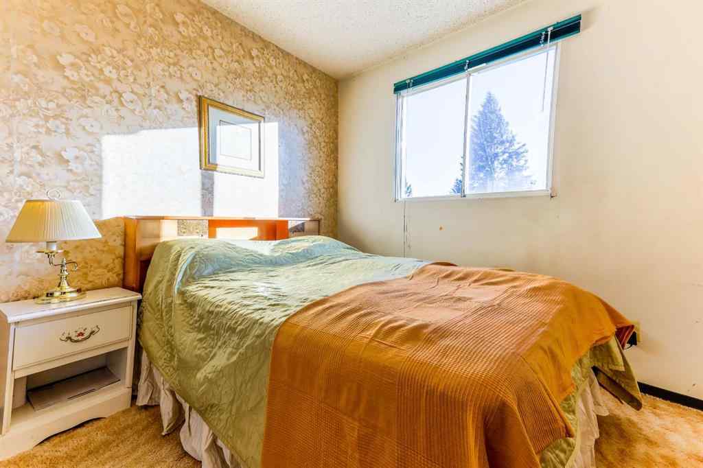 MLS® A2268368 - 204 Norfolk Road NW in North Haven Upper Calgary, Residential