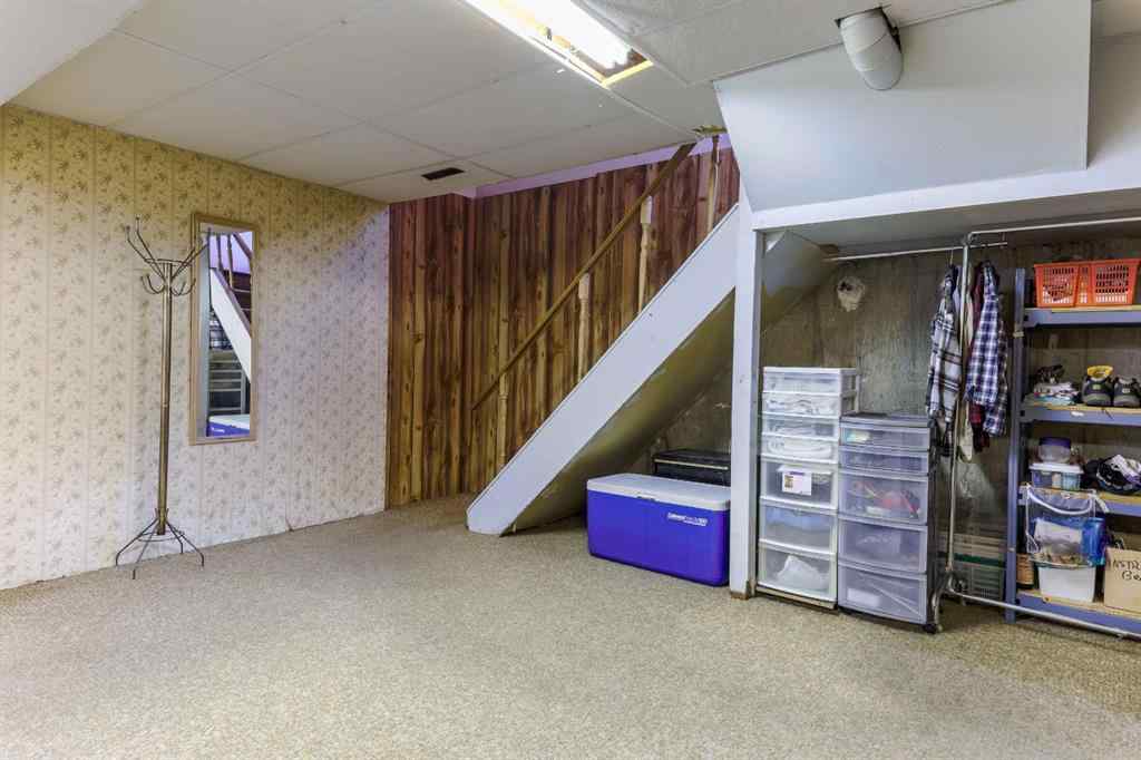 MLS® A2268368 - 204 Norfolk Road NW in North Haven Upper Calgary, Residential