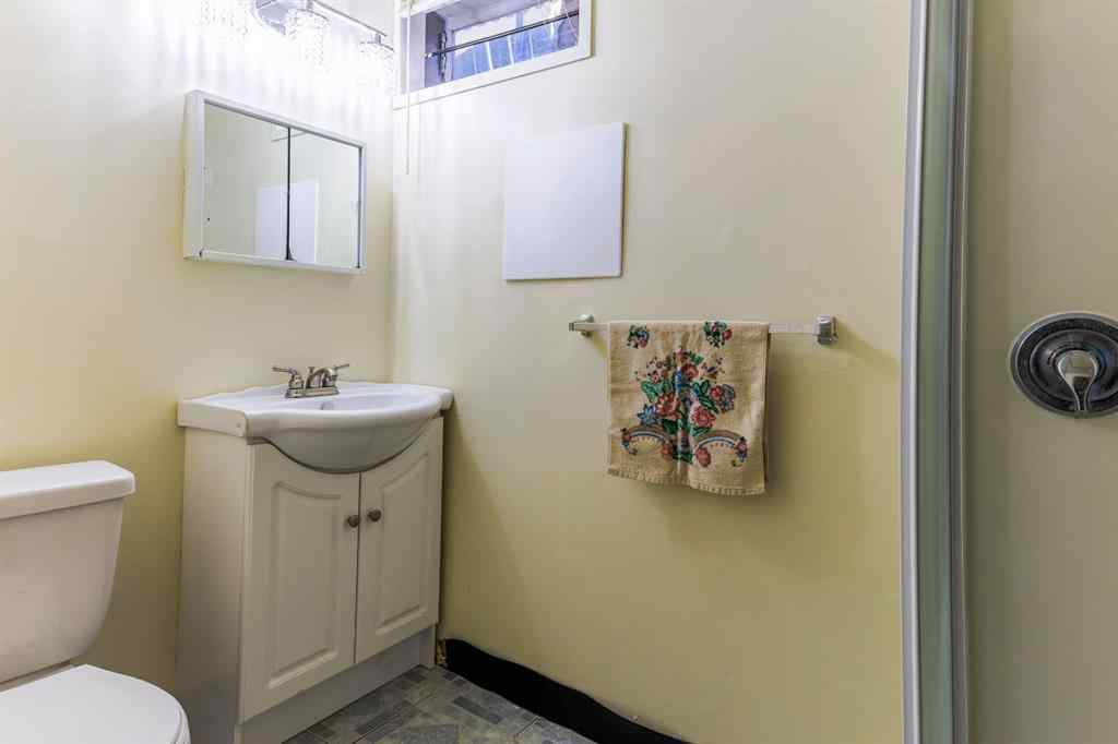 MLS® A2268368 - 204 Norfolk Road NW in North Haven Upper Calgary, Residential