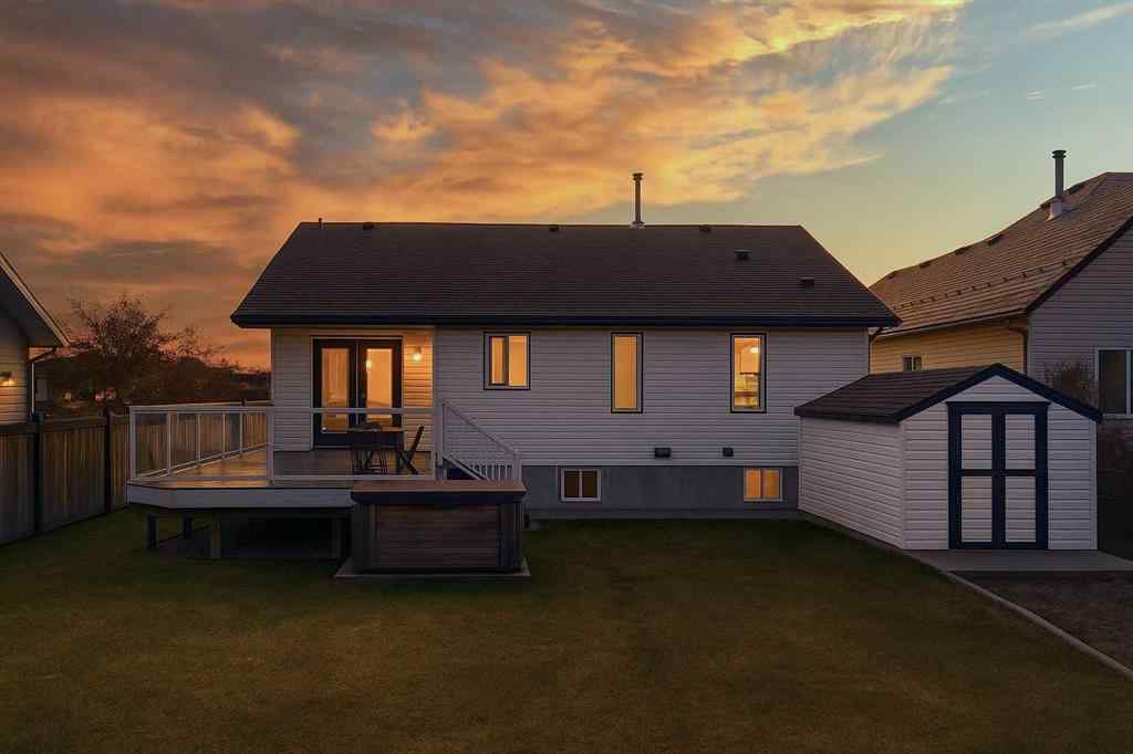 MLS® A2268373 - 11 Falcon Ridge Drive  in Fox Run Sylvan Lake, Residential