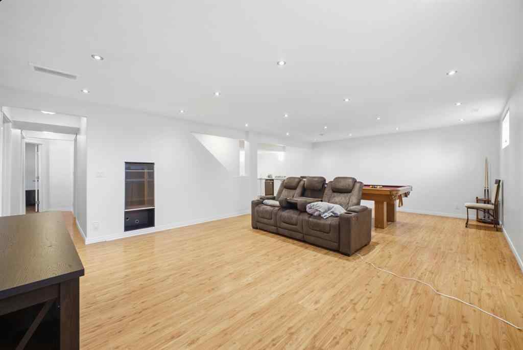 MLS® A2268373 - 11 Falcon Ridge Drive  in Fox Run Sylvan Lake, Residential