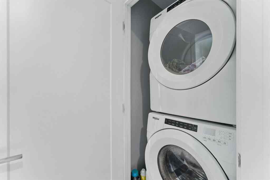 MLS® A2268379 - 815 85 Street SW in West Springs Calgary, Residential