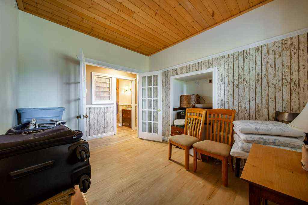 MLS® A2268381 - 118 2 St W Street  in NONE Buck Lake, Residential