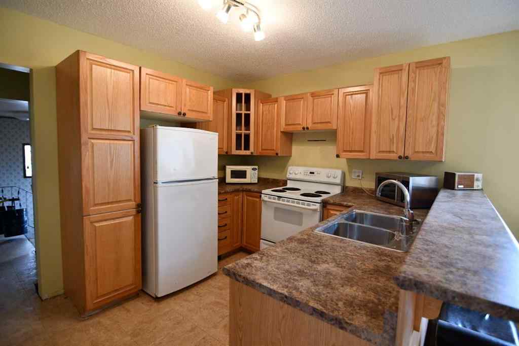 MLS® A2268382 - 16064 Township Road 444   in NONE Rural Flagstaff County, Residential