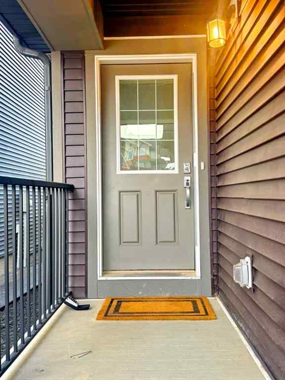 MLS® A2268387 - 14 sundown Close  in Sunset Ridge Cochrane, Residential