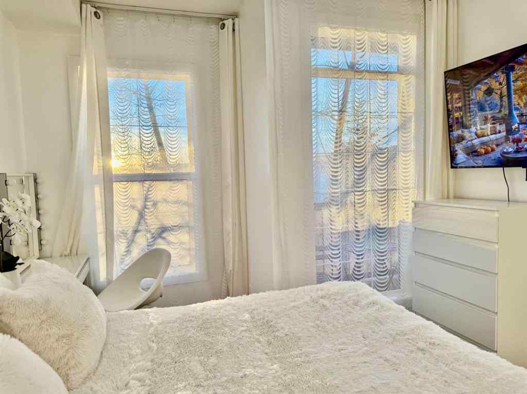 MLS® A2268388 - Unit #220 15304 Bannister Road SE in Midnapore Calgary, Residential