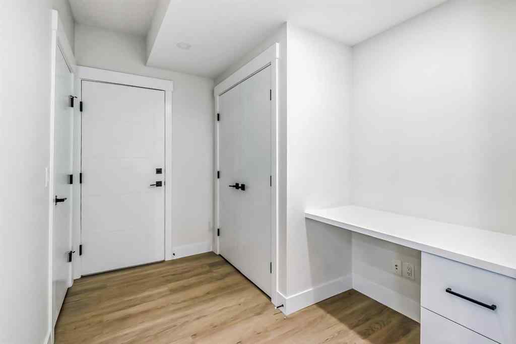 MLS&reg; # A2268389 - 528 30 Avenue NE in Winston Heights/Mountview Calgary, Residential Open Houses